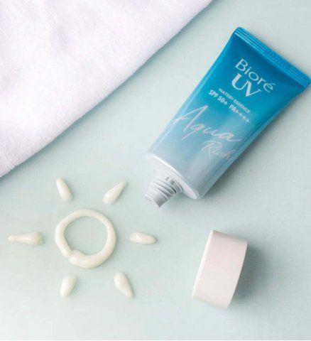 Ультралегкий флюїд Biore UV Aqua Rich SPF50+ PA++++ Biore фото