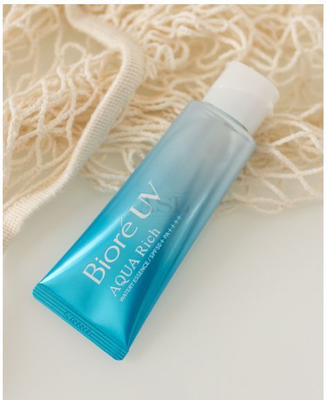 Ультралегкий флюид Biore UV Aqua Rich SPF50+ PA++++ Biore фото