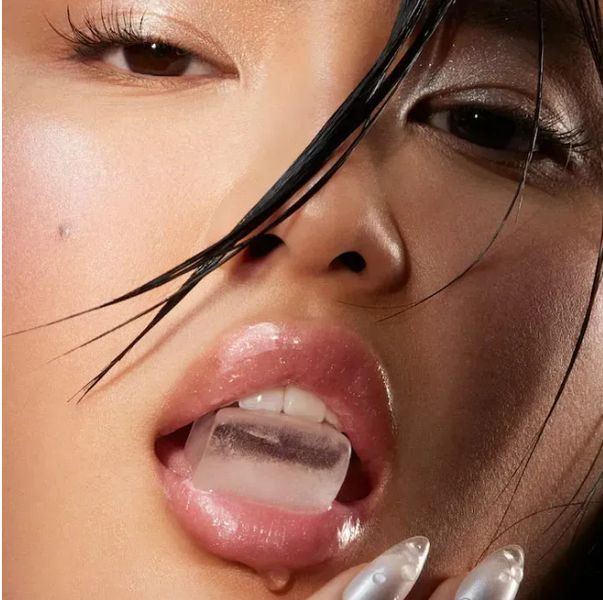 Масло для губ Gisou Honey Infused Lip Oil Watermelon Sugar Watermelon Sugar фото