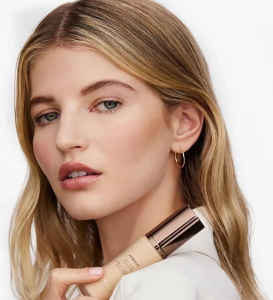 Тональная основа Hourglass Ambient Soft Glow Foundation 1 Glow Foundation 2.5 фото