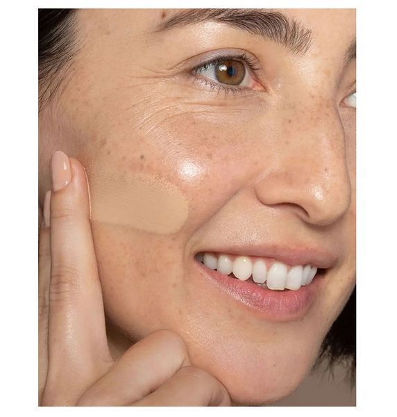 Тональная палетка высокой пигментации Kryolan Ultra Foundation Trio 3-в-1, 40 г Ultra Foundation Trio фото