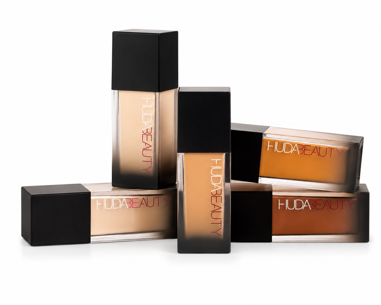 Тональная основа Huda Beauty Fauxlens Foundation Vanilla 120B Vanilla 120B фото